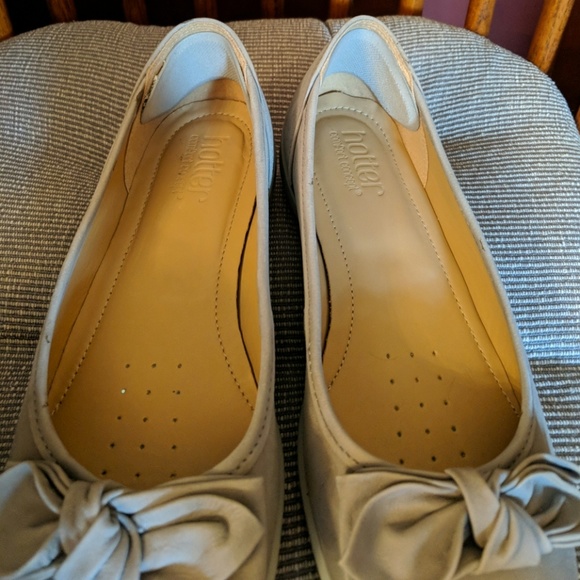 Gray flats - Picture 3 of 5